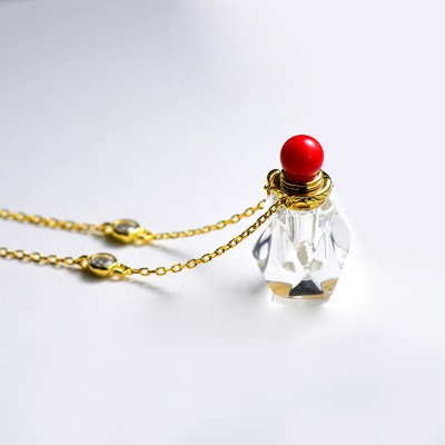 Luxury refillable empty perfume bottles crystal necklace Essential Oil Diffuser Pendant hanging car